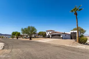 1881 Pinion Tree Dr, Lake Havasu City, AZ 86406 - Photo 4