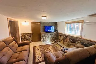 29525 Beer Barrel Ln, Bouse, AZ 85325 - Photo 10