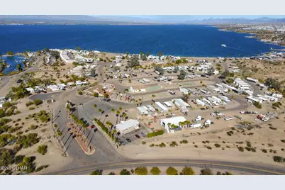 1534 Beachcomber Blvd #B-18, Lake Havasu City, AZ 86403 - Photo 4