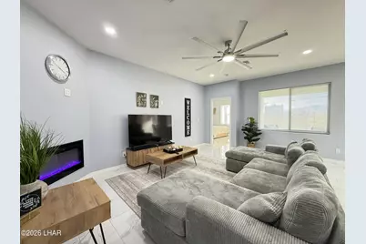 145 Hacienda Dr, Bullhead City, AZ 86429 - Photo 12