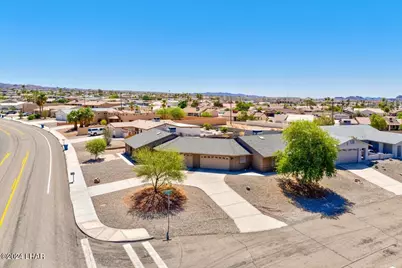 2926 Chemehuevi Blvd, Lake Havasu City, AZ 86406 - Photo 2