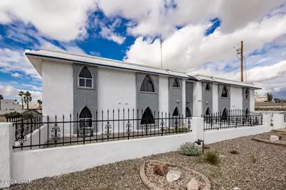 2883 Jamaica Blvd S, Lake Havasu City, AZ 86406 - Photo 2