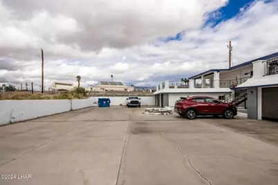 2883 Jamaica Blvd S, Lake Havasu City, AZ 86406 - Photo 8