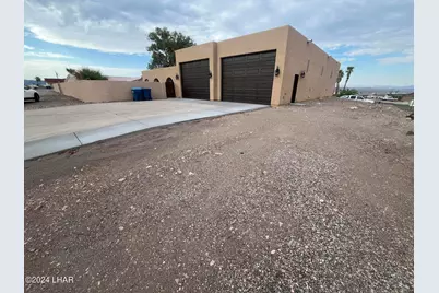911 Scout Dr, Lake Havasu City, AZ 86406 - Photo 2
