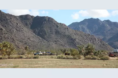 Lot 1 S Alvis Rd, Yucca, AZ 86438 - Photo 44
