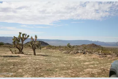 Lot 1 S Alvis Rd, Yucca, AZ 86438 - Photo 4