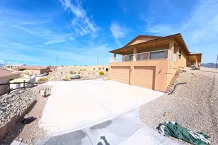 3160 Douglas Dr, Lake Havasu City, AZ 86404 - Photo 6