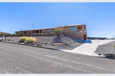 3160 Douglas Dr, Lake Havasu City, AZ 86404 - Photo 2