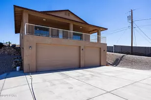 3160 Douglas Dr, Lake Havasu City, AZ 86404 - Photo 4