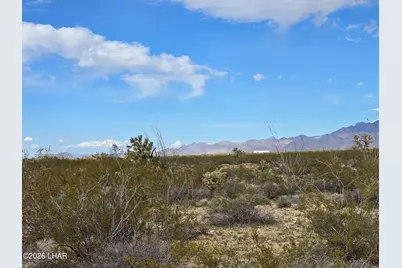 3412 S Lone Ranger Rd, Yucca, AZ 86438 - Photo 14