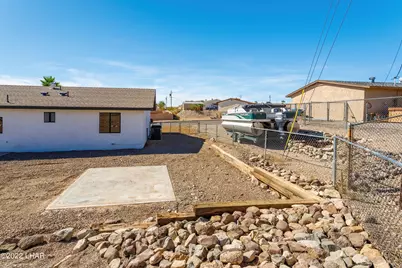 2420 Malahini Dr, Lake Havasu City, AZ 86404 - Photo 14