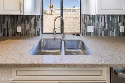 2420 Malahini Dr, Lake Havasu City, AZ 86404 - Photo 28