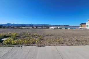 2452 The Rdgs Wy, Lake Havasu City, AZ 86406 - Photo 2