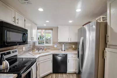 3210 Sweetwater Ave #131, Lake Havasu City, AZ 86406 - Photo 8