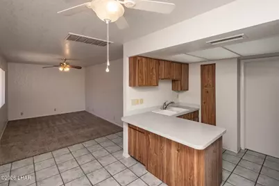 2301 McCulloch Blvd N #E, Lake Havasu City, AZ 86403 - Photo 18
