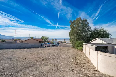 870 Chalon Dr, Lake Havasu City, AZ 86403 - Photo 2