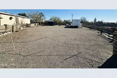 200 N Moon Mountain Ave #29, Quartzsite, AZ 85346 - Photo 2