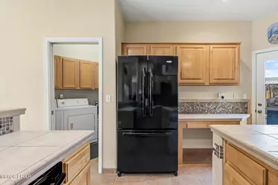 2682 Camino Del Rio Dr, Bullhead City, AZ 86442 - Photo 8