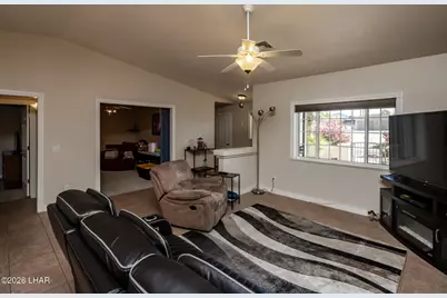 641 Rolling Hills Dr, Lake Havasu City, AZ 86406 - Photo 10