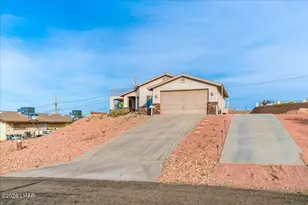 3089 Caliente Dr, Lake Havasu City, AZ 86404 - Photo 6