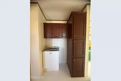 15454 S Carmen Rd, Yucca, AZ 86438 - Photo 6