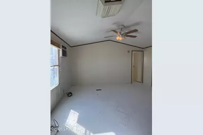 15454 S Carmen Rd, Yucca, AZ 86438 - Photo 20