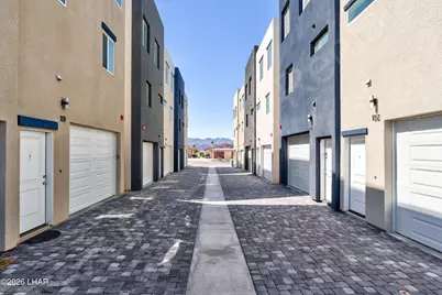 2061 Magnolia Dr #E102, Lake Havasu City, AZ 86403 - Photo 2