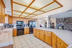 2929 Camino Del Rio Dr, Bullhead City, AZ 86442 - Photo 18