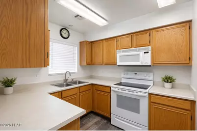 2444 Hummingbird Ln, Lake Havasu City, AZ 86403 - Photo 32