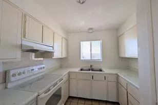 2684 Tanglewood Dr, Lake Havasu City, AZ 86403 - Photo 10