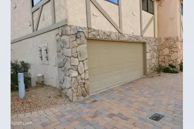 1566 Palace Way #38, Lake Havasu City, AZ 86403 - Photo 2
