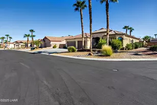 3943 Surrey Hills Ln, Lake Havasu City, AZ 86404 - Photo 6