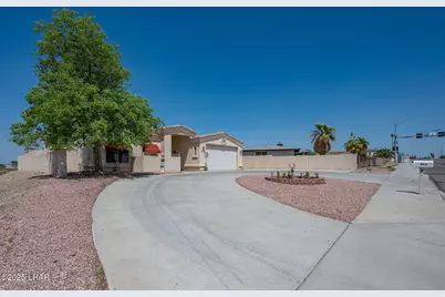 273 Acoma Blvd N, Lake Havasu City, AZ 86403 - Photo 4