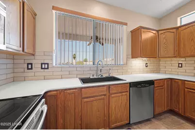 273 Acoma Blvd N, Lake Havasu City, AZ 86403 - Photo 18