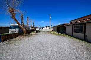 31707 Carefree Dr, Parker, AZ 85344 - Photo 6