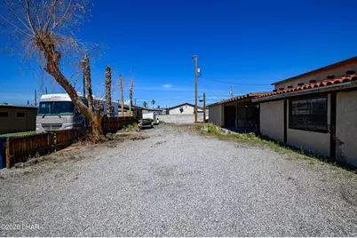 31707 Carefree Dr, Parker, AZ 85344 - Photo 8