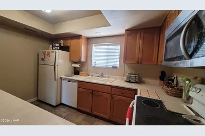 2085 Mesquite Ave #8, Lake Havasu City, AZ 86403 - Photo 6