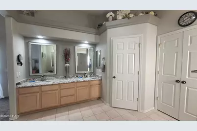 2426 Dawn Dr, Lake Havasu City, AZ 86404 - Photo 26