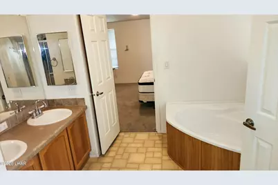 49575 Rainbow Way, Quartzsite, AZ 85346 - Photo 14