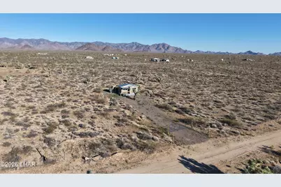 122 S Carrow Rd, Yucca, AZ 86438 - Photo 46