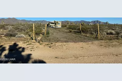 122 S Carrow Rd, Yucca, AZ 86438 - Photo 50