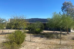 43346 independence Ln, Salome, AZ 85348 - Photo 1