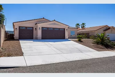 3266 Newport Dr, Lake Havasu City, AZ 86406 - Photo 2