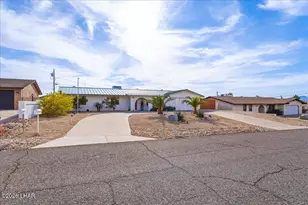 405 Corvair Dr, Lake Havasu City, AZ 86406 - Photo 4