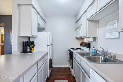 2100 Swanson Ave #208, Lake Havasu City, AZ 86403 - Photo 4