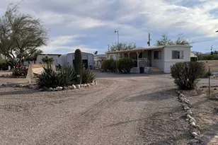 587 W Pyramid St, Quartzsite, AZ 85346 - Photo 1