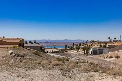 2850 Amigo Dr, Lake Havasu City, AZ 86404 - Photo 10