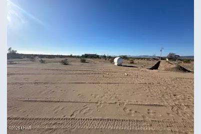 41647 S McVay Rd, Salome, AZ 85348 - Photo 2