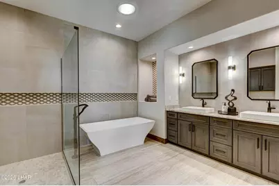 3045 Camino De La Enclave, Lake Havasu City, AZ 86406 - Photo 32