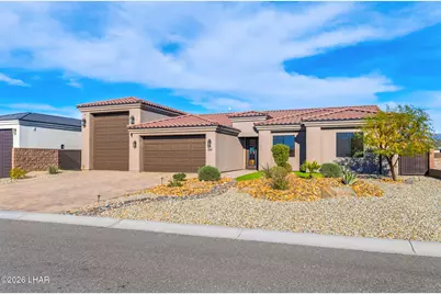 1581 E South Dr, Lake Havasu City, AZ 86404 - Photo 2